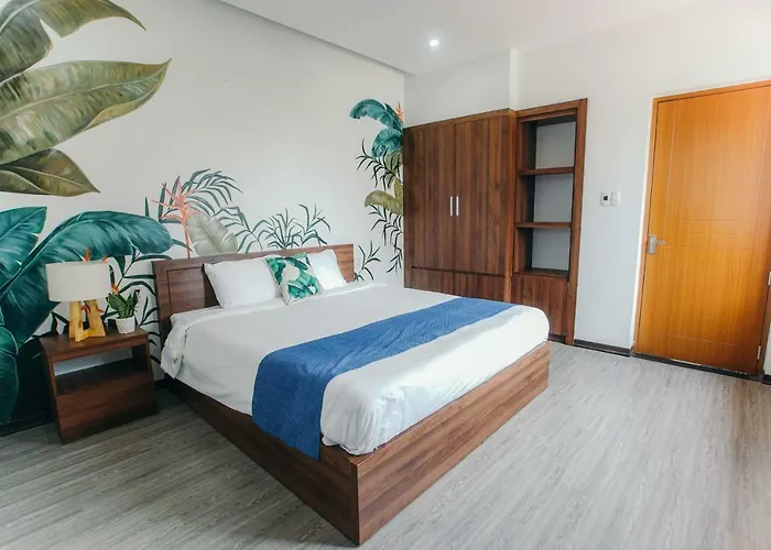 Royal Lion Hotel & Apartment